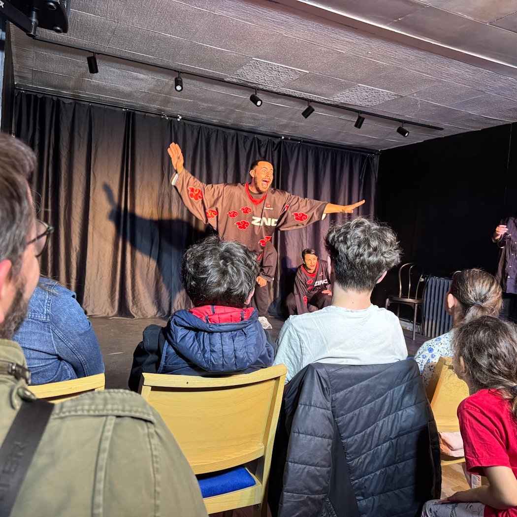 BAR A RIRE THEATRE 1